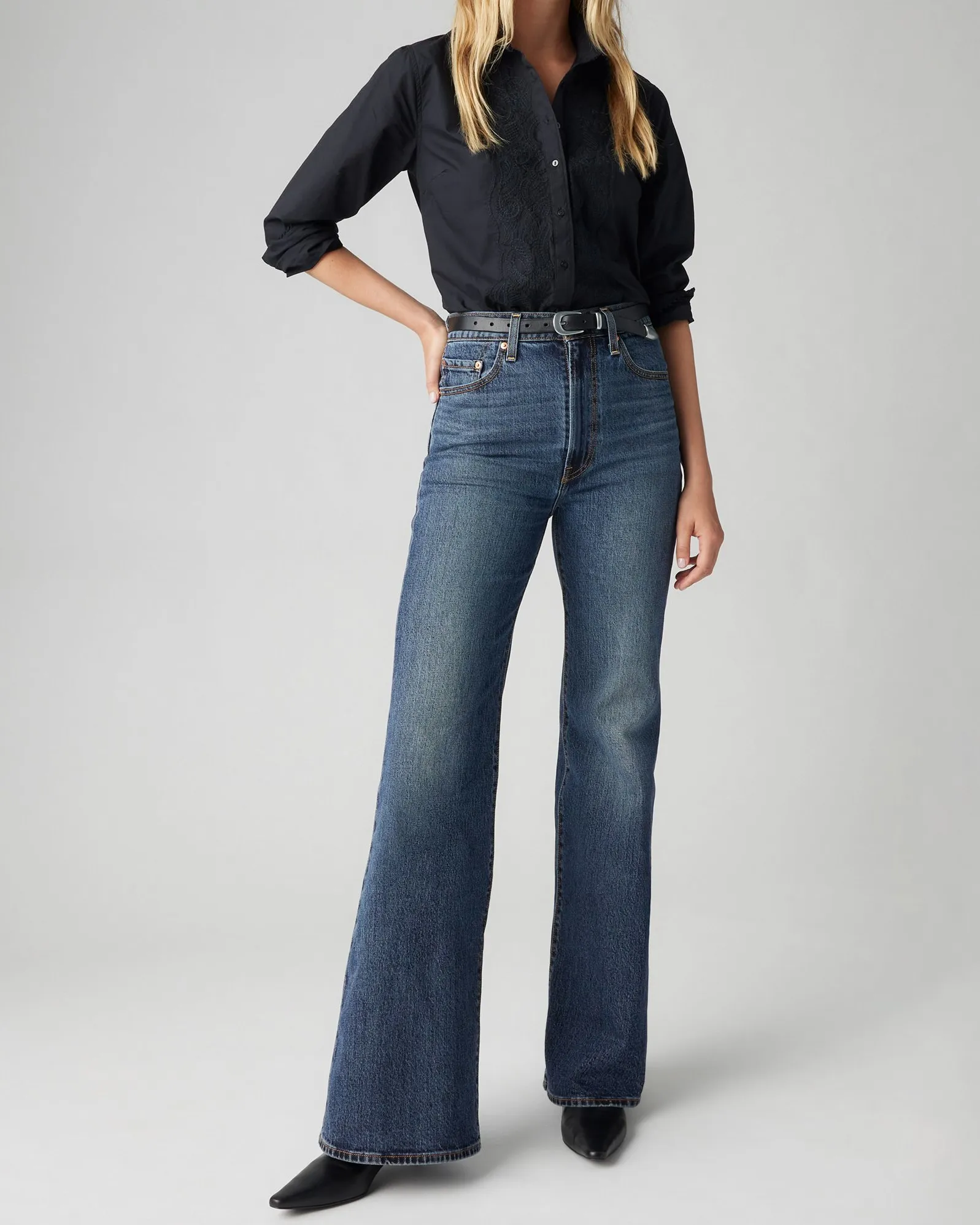 Levi's® Womens Ribcage Bells Flared Jeans - Romantic Story